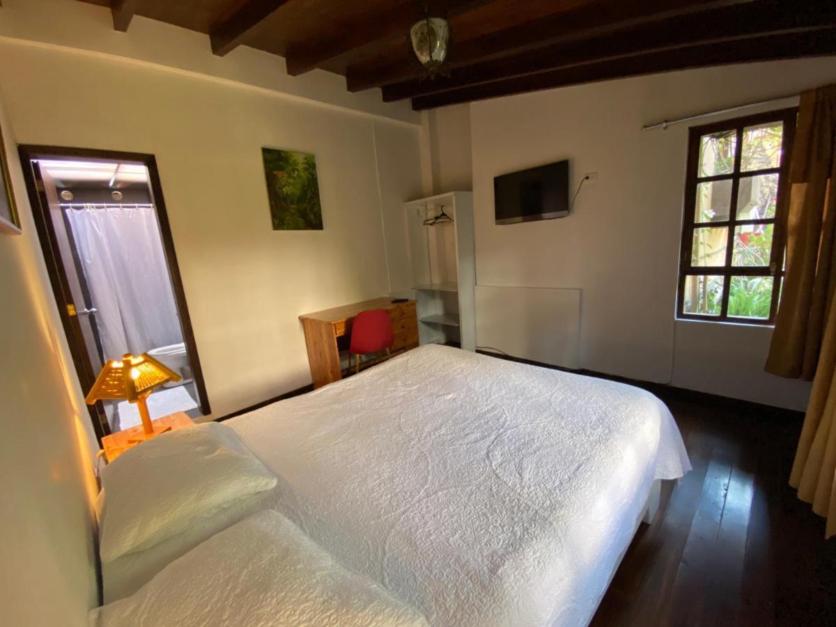 Arupo Bed And Breakfast Quito Bagian luar foto